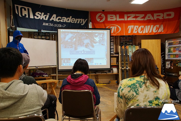 ICIスキーアカデミー・スペシャルゲストセミナー 山木匡浩の『ヤマキックスの悪雪講座』